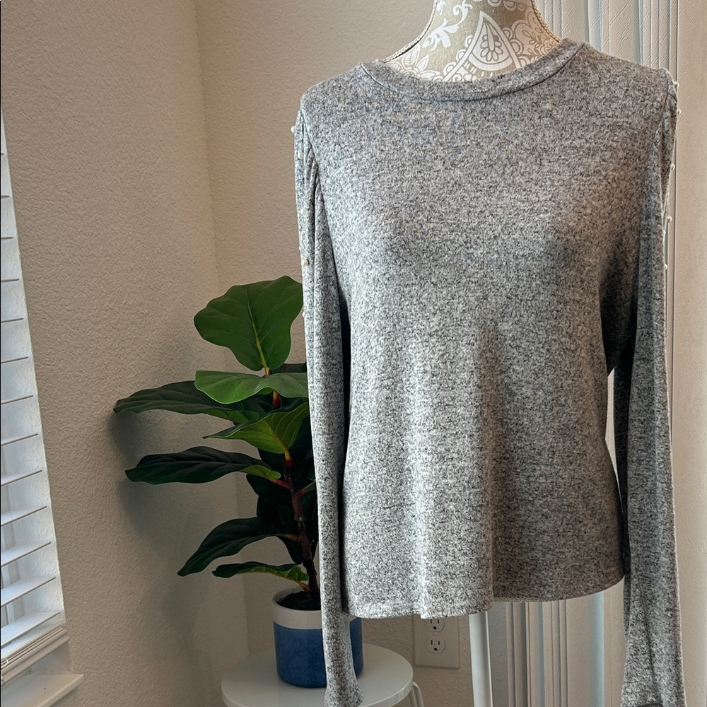 Pearl trim gray light sweater American Rag xl pearl trim